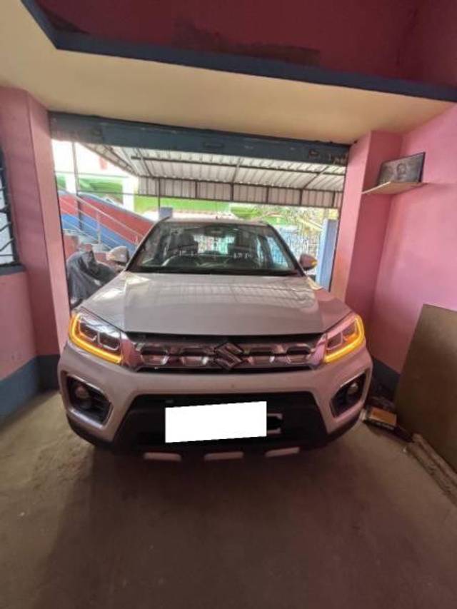 https://images10.gaadi.com/usedcar_image/4627304/original/processed_d9207158-34bf-45df-a3f8-d4853e8e70f1.jpg?imwidth=6400