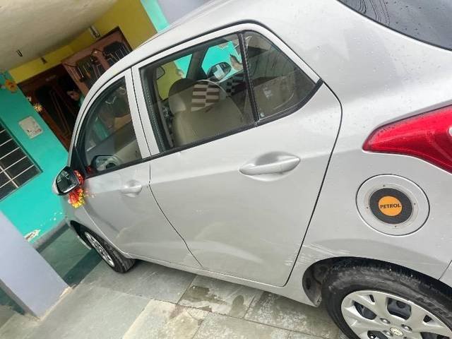 https://images10.gaadi.com/usedcar_image/4627318/original/processed_015d4859-20b6-4809-bd2f-0dbbf91efdda.jpeg?imwidth=6402