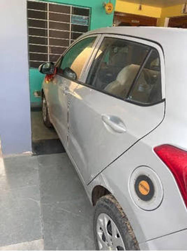 https://images10.gaadi.com/usedcar_image/4627318/original/processed_processed_8d4c22e1-a314-4659-9fa1-778a2a41457e.png?imwidth=6400