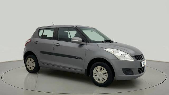 https://images10.gaadi.com/usedcar_image/4627344/original/7205644c43ee428638b58e15723621be.jpg?imwidth=6400