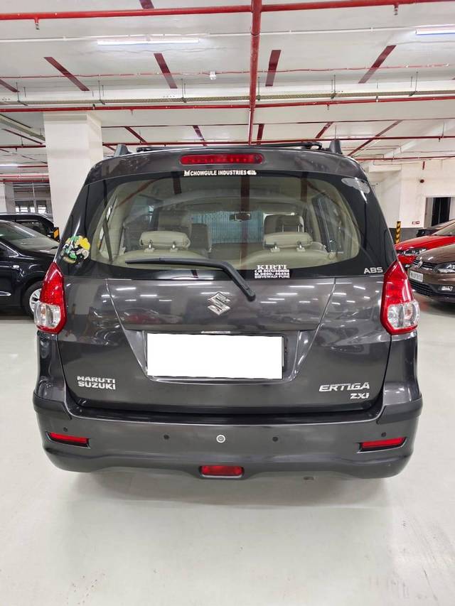 https://images10.gaadi.com/usedcar_image/4627358/original/processed_81c5a38a88adc86187a8d4238f6f35cd.jpg?imwidth=6402