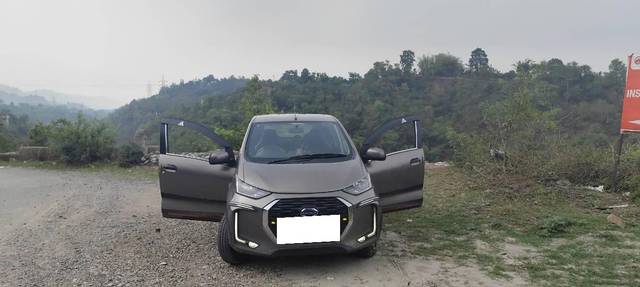 https://images10.gaadi.com/usedcar_image/4627360/original/processed_deff654f-5e15-4643-b83f-e3a3408068a1.jpg?imwidth=6401