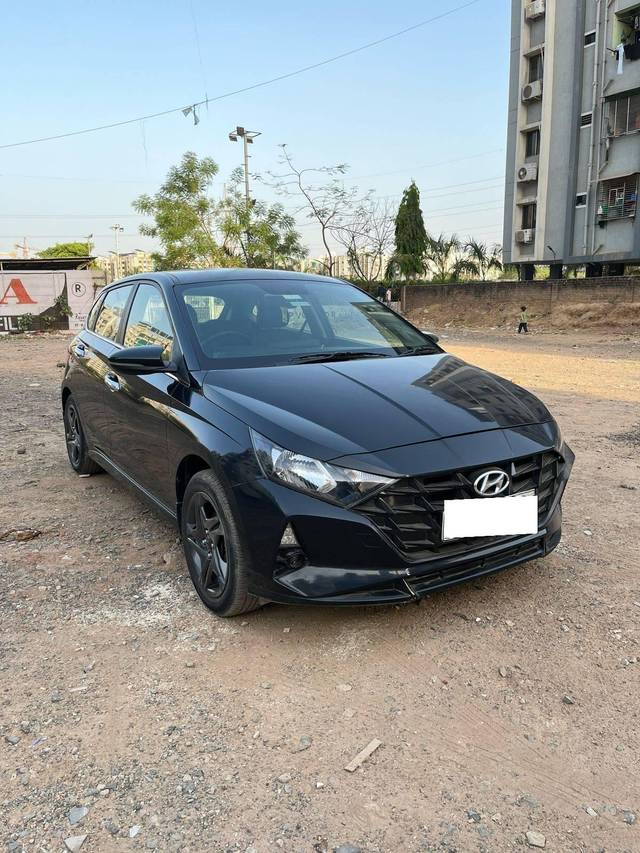https://images10.gaadi.com/usedcar_image/4627365/original/processed_ee27f38c-ee03-433e-9437-c8edbd22c04c.jpg?imwidth=6400