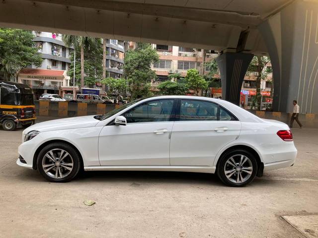 https://images10.gaadi.com/usedcar_image/4627372/original/processed_1e272974c7cf68e86f20915bc8516923.jpg?imwidth=6402