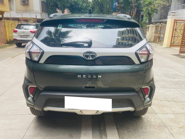 https://images10.gaadi.com/usedcar_image/4627384/original/processed_e516fac58ff174c62ec2333a7f7c448f.jpg?imwidth=6402