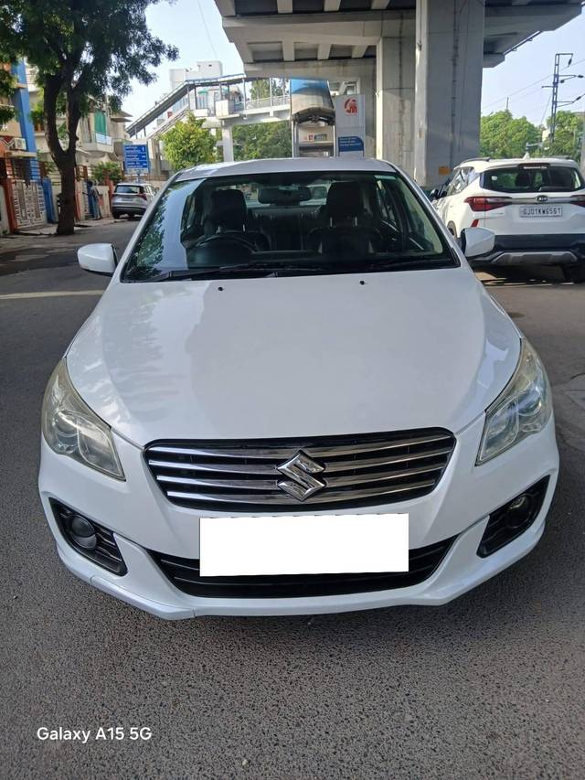 https://images10.gaadi.com/usedcar_image/4627391/original/processed_25c43f4e60403e80d1f3f07b68eae28a.jpg?imwidth=6400