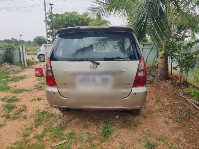 https://images10.gaadi.com/usedcar_image/4627395/original/b0b8e2b1-ee9b-4c17-b504-6456e81cd9d8.png?imwidth=6402