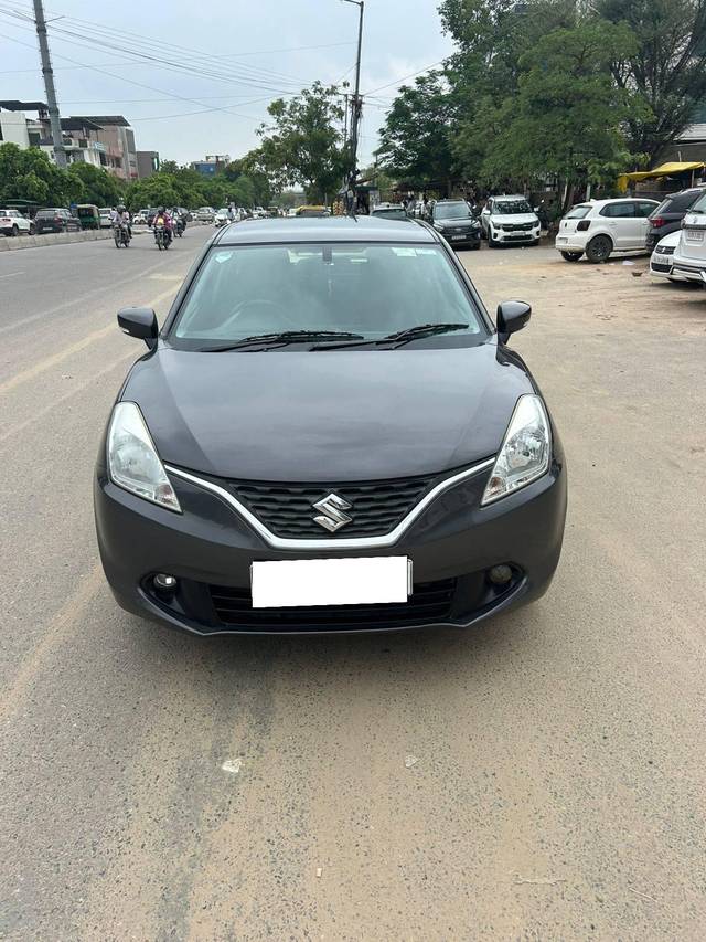 https://images10.gaadi.com/usedcar_image/4627411/original/processed_7b7e59a66c2e67341189fcce3a3ea106.jpg?imwidth=6401