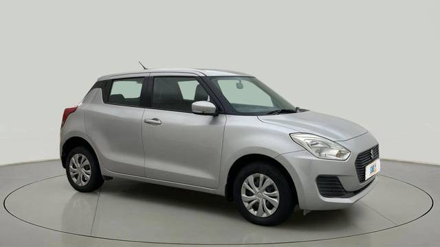 https://images10.gaadi.com/usedcar_image/4627435/original/b1a879c2fdbda8e2fe11ed63ea0ae8ee.jpg?imwidth=6400