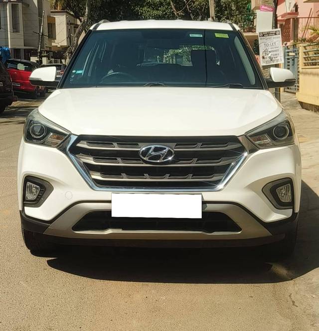 https://images10.gaadi.com/usedcar_image/4627443/original/processed_1767ee01cbfa4520821d187670ca8516.jpg?imwidth=6400