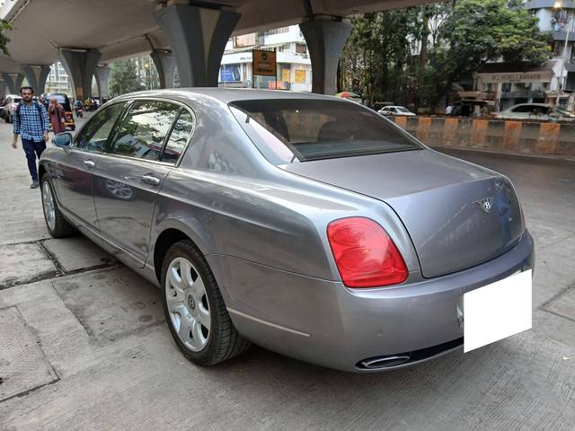 https://images10.gaadi.com/usedcar_image/4627485/original/processed_0ee7fa9db7d0c8096d5a6405635b4818.jpg?imwidth=6401