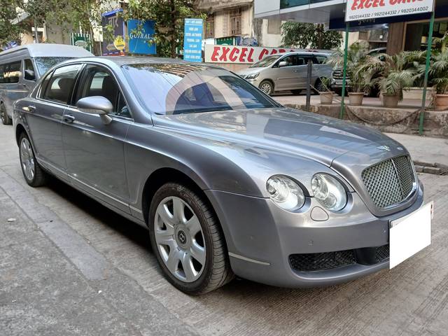 https://images10.gaadi.com/usedcar_image/4627485/original/processed_9d1d55c65dad4151bb6c51f845b685ed.jpg?imwidth=6400