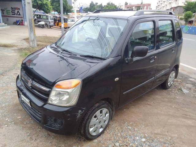https://images10.gaadi.com/usedcar_image/4627493/original/processed_eb168f73edf9eb48002a56af24dfc227.jpg?imwidth=6400