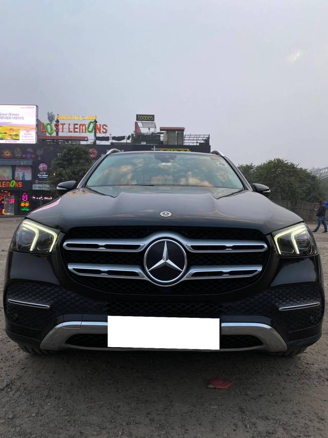 https://images10.gaadi.com/usedcar_image/4627503/original/processed_787e371540e349adf5ce8466e580fc60.jpg?imwidth=6400