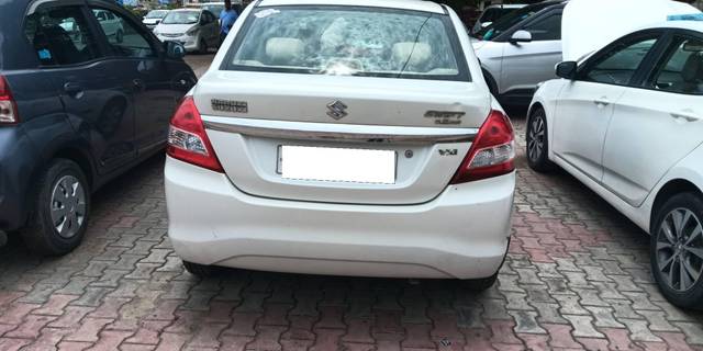 https://images10.gaadi.com/usedcar_image/4627505/original/processed_c3faf5e20e790f3b3a37d375525eac79.jpg?imwidth=6401