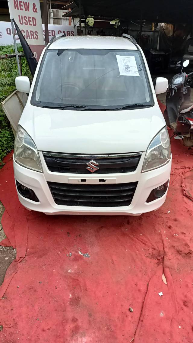 https://images10.gaadi.com/usedcar_image/4627514/original/processed_75ceff420a863712fb1b1e6fa7d51c1b.jpg?imwidth=6400