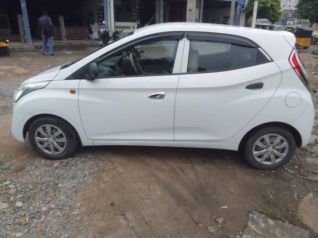 https://images10.gaadi.com/usedcar_image/4627516/original/processed_ba534650cbdead2db55af34b0e3d5bdb.jpg?imwidth=6402