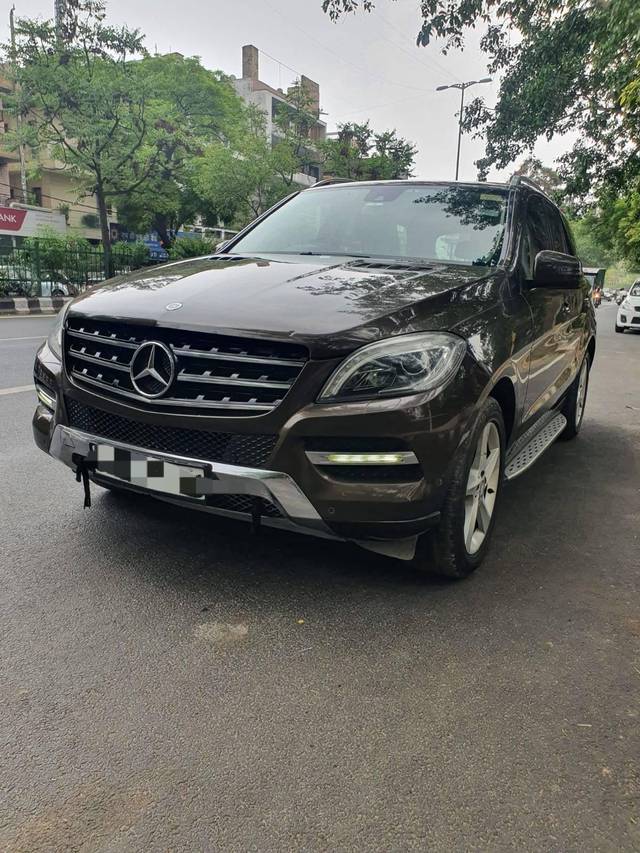 https://images10.gaadi.com/usedcar_image/4627520/original/processed_2d03cbaccae7f850652807bedbb1ae88.jpg?imwidth=6400
