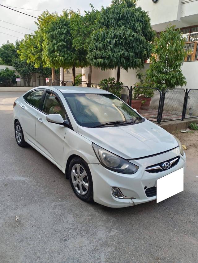 https://images10.gaadi.com/usedcar_image/4627524/original/processed_244d916ef8908507becedebaa7961659.jpg?imwidth=6400