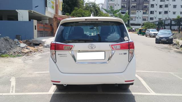 https://images10.gaadi.com/usedcar_image/4627525/original/processed_1d24bd47c5e041f9e1980d32ccacbe80.jpg?imwidth=6402