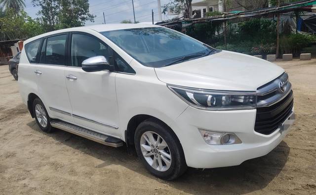 https://images10.gaadi.com/usedcar_image/4627527/original/ac86dd8aaabd91f0923611f27c92b1f3.jpg?imwidth=6400