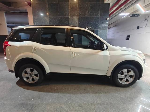 https://images10.gaadi.com/usedcar_image/4627532/original/processed_9f414866272242d977afdbcfcf558451.jpg?imwidth=6401