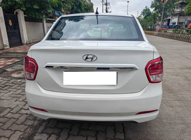 https://images10.gaadi.com/usedcar_image/4627555/original/processed_078b0a348f01c475a496c5a4a43ea9c0.jpg?imwidth=6402
