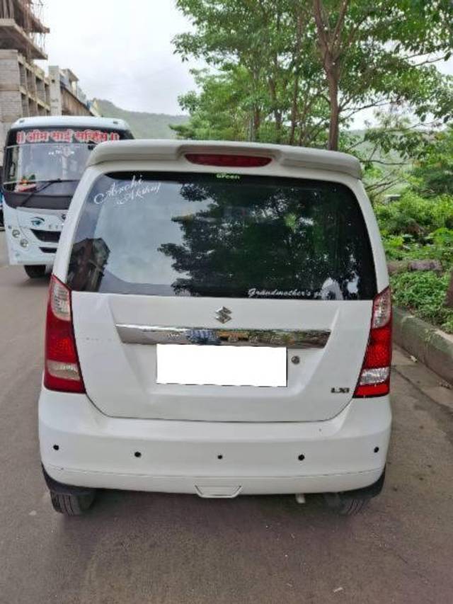 https://images10.gaadi.com/usedcar_image/4627596/original/processed_56e6460b-9350-46e9-a13b-fa4dd3ba36d3.jpg?imwidth=6401