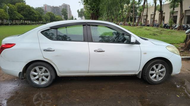 https://images10.gaadi.com/usedcar_image/4627623/original/013ed25a-0550-430a-abf3-35dbb67f2070.jpg?imwidth=6400