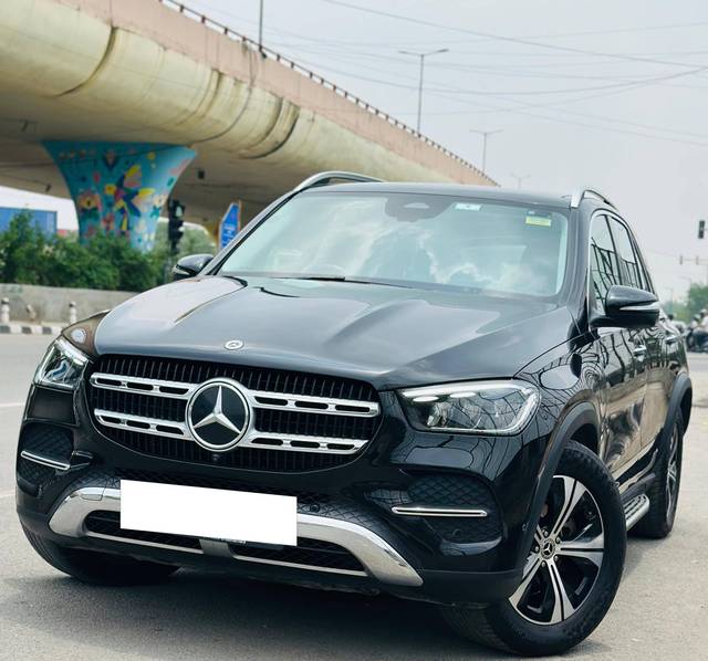 https://images10.gaadi.com/usedcar_image/4627649/original/processed_95103af102167439b4e3e1366ac30a65.jpg?imwidth=6402