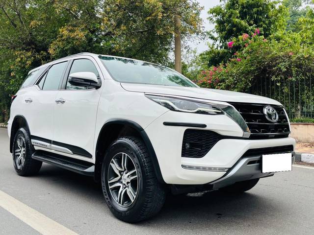 https://images10.gaadi.com/usedcar_image/4627672/original/processed_c426a69cdccdc695e10b9b6cff6738f6.jpg?imwidth=6400
