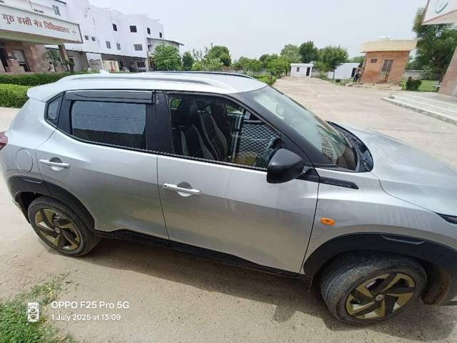 https://images10.gaadi.com/usedcar_image/4627685/original/processed_84c41fec-ea7c-484a-a2ef-486107bd8d26.jpg?imwidth=6401