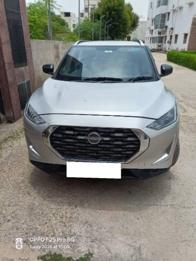 https://images10.gaadi.com/usedcar_image/4627685/original/processed_e6047253-8187-4ded-9eff-fed6b8abb123.jpg?imwidth=6400