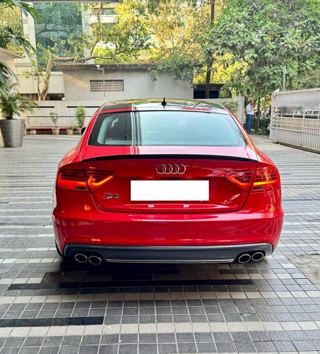 https://images10.gaadi.com/usedcar_image/4627705/original/processed_35e93872-789b-44dd-b2d4-25be9459d96a.jpg?imwidth=6402