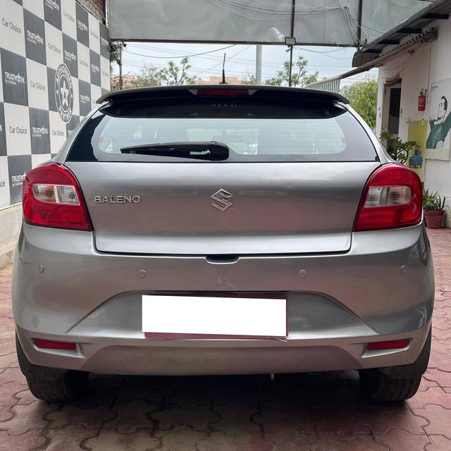 https://images10.gaadi.com/usedcar_image/4627709/original/processed_14e19e77383fec0c6e89bdbccefe8977.jpg?imwidth=6402