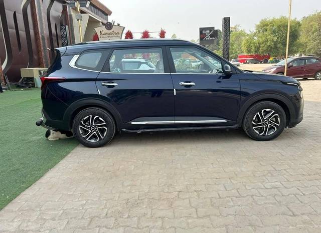 https://images10.gaadi.com/usedcar_image/4627748/original/processed_7e3eeb3b7a5fd78e63ed24339fc8180c.jpg?imwidth=6401