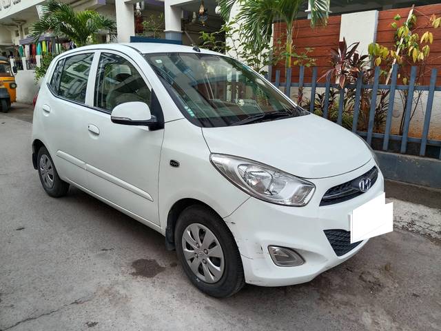 https://images10.gaadi.com/usedcar_image/4627753/original/processed_c6b237dcb8524c8dc55ed211bf648a0d.jpg?imwidth=6400