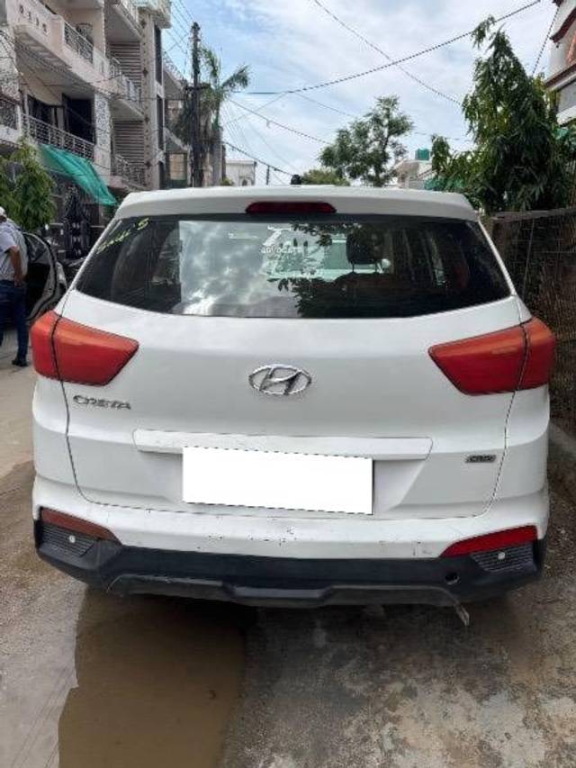 https://images10.gaadi.com/usedcar_image/4627768/original/processed_07bcbd90-f84e-43f1-8ea5-da2429feb952.jpg?imwidth=6401