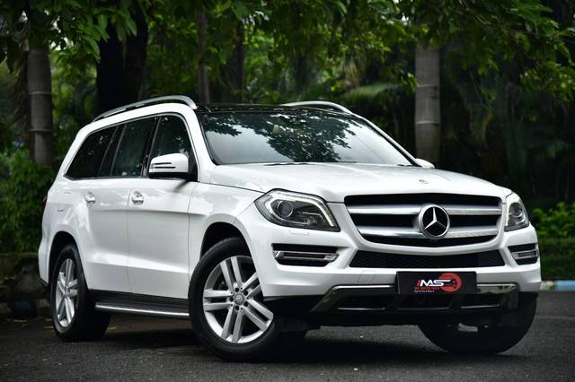 https://images10.gaadi.com/usedcar_image/4627769/original/processed_78b5be4da76fc9916c794af92157c84d.jpg?imwidth=6400