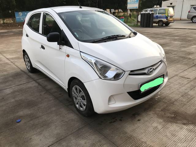 https://images10.gaadi.com/usedcar_image/4627792/original/processed_5d3b7108-af01-4b07-bd52-9f303223d190.jpg?imwidth=6402