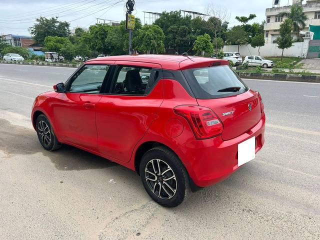 https://images10.gaadi.com/usedcar_image/4627829/original/processed_27dc9c5f5b4768f199d7d7b0a602a577.jpg?imwidth=6402