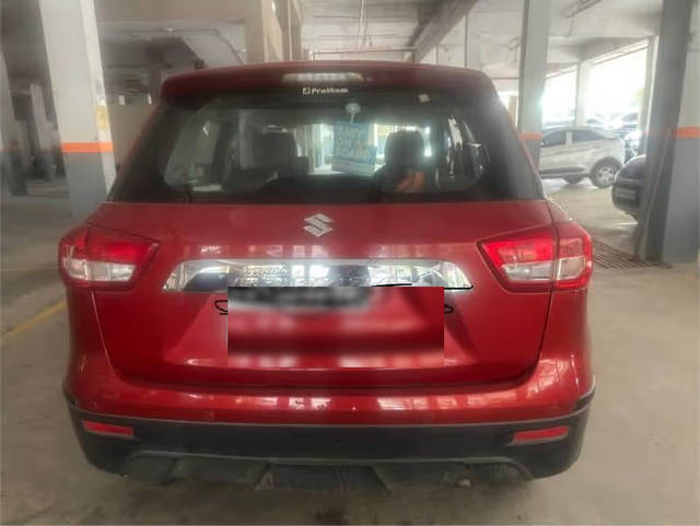 https://images10.gaadi.com/usedcar_image/4627838/original/9ff77468-7fd7-4c06-94c7-5e144ef32803.png?imwidth=6402