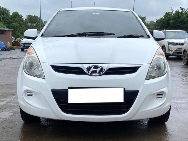 https://images10.gaadi.com/usedcar_image/4627846/original/processed_d45abbd2d916a7898ef7c4a75eb0b9d8.jpg?imwidth=6400