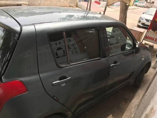 https://images10.gaadi.com/usedcar_image/4627853/original/processed_a9a75728-82f7-471d-a532-5dfe00bb8eb1.jpg?imwidth=6401