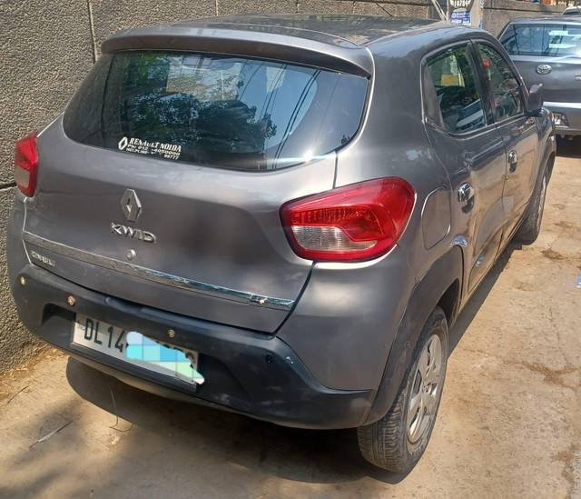 https://images10.gaadi.com/usedcar_image/4627865/original/processed_bb1d2e9f-f93d-4bfd-bc94-be6160529cdb.jpg?imwidth=6402