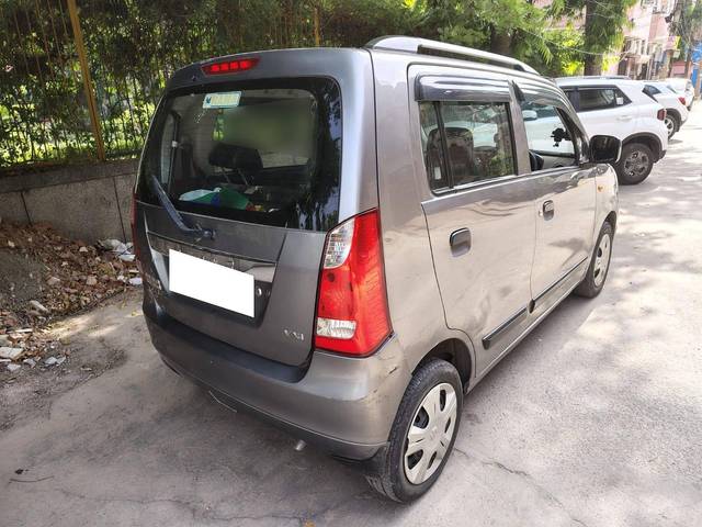 https://images10.gaadi.com/usedcar_image/4627870/original/processed_91b9fde8-aded-43f5-b812-699608314117.jpg?imwidth=6400
