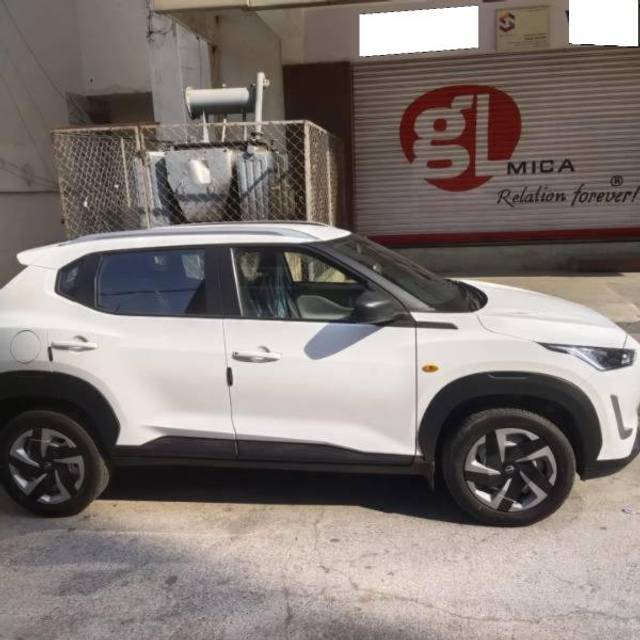 https://images10.gaadi.com/usedcar_image/4627889/original/processed_71eabd08-11dc-47d9-9cd9-346396fbd904.jpg?imwidth=6401