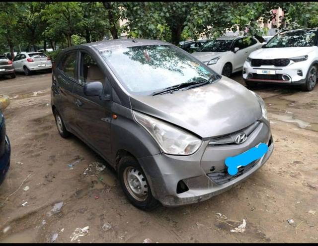 https://images10.gaadi.com/usedcar_image/4627933/original/processed_b3f4fbb5-1754-4f73-a596-32f05e787d8a.jpg?imwidth=6400