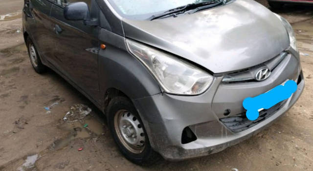 https://images10.gaadi.com/usedcar_image/4627933/original/processed_c3994f9f-16a8-4940-92e8-d2c683c82b59.png?imwidth=6401