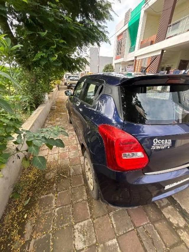 https://images10.gaadi.com/usedcar_image/4627938/original/processed_8aa6220b-5f11-46c2-aa58-c879a3ef6173.jpg?imwidth=6401